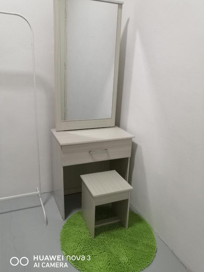Abah 2 Room Homestay Pasir Gudang Dış mekan fotoğraf